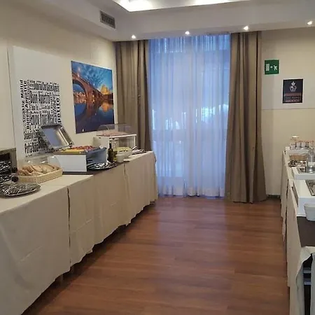 San Remo Hotell 3*