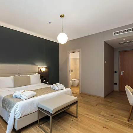 San Remo Hotel 3*