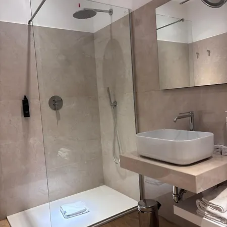 מלון San Remo 3*