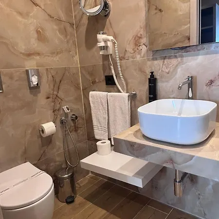 San Remo Hotel 3*